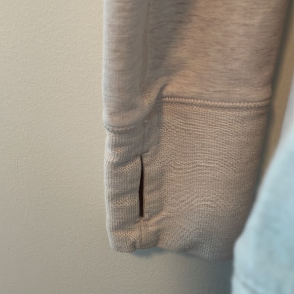Lululemon Sweatshirt - Picture 2 of 5
